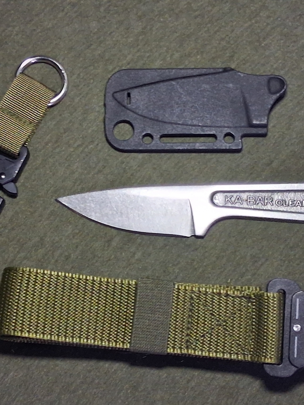 KA-BAR Fixed Blade Knife with Tactical Belt And Keychain Bundle